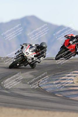 media/Nov-16-2025-Race Pace (Sun) [[8c5fa54630]]/Verified Riders/8-Turn 12 (120pm)/